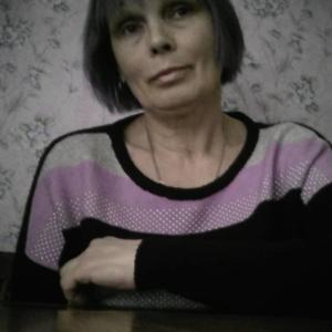 Девушки в Твери: Galina, 67 - ищет парня из Твери