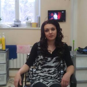 Девушки в Владивостоке: Ольга, 44 - ищет парня из Владивостока
