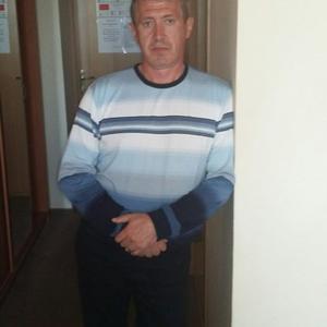Игорь, 61 год, Омск