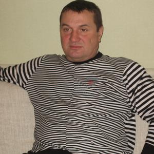 Парни в Владивостоке: Николай, 61 - ищет девушку из Владивостока