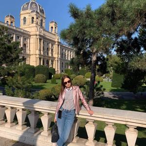 Девушки в Wien: Nadia, 40 - ищет парня из Wien