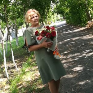 Девушки в Барнауле (Алтайский край): Юлия, 50 - ищет парня из Барнаула (Алтайский край)