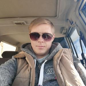 Парни в Южно-Сахалинске: Владимир Усаченко, 37 - ищет девушку из Южно-Сахалинска