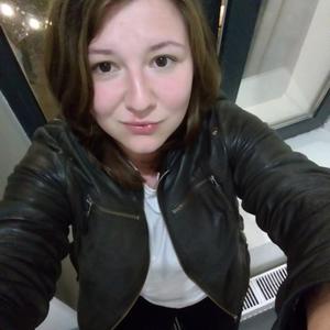 Девушки в Серпухове: Анна, 29 - ищет парня из Серпухова