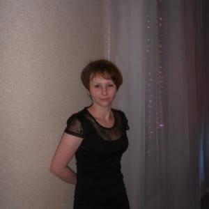 Девушки в Снежинске: Елена, 41 - ищет парня из Снежинска