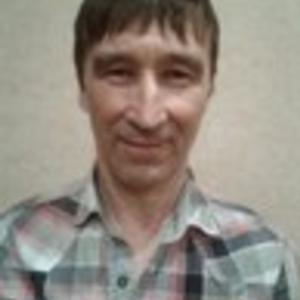 Анатолий, 65 лет, Челябинск