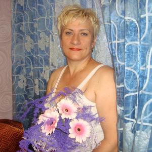 Ирина, 58 лет, Барнаул