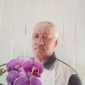 Юрий, 60 лет, Оренбург