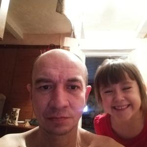 Виталий, 43 года, Уральск