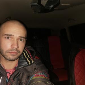 Парни в Ангарске: Владимир, 32 - ищет девушку из Ангарска