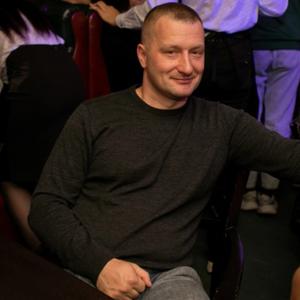 Парни в Выборге: Вадим Абрамов, 39 - ищет девушку из Выборга