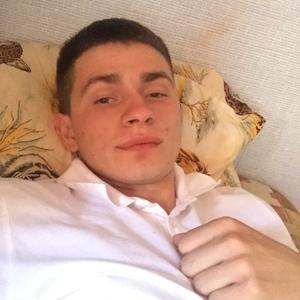 Парни в Смоленске: Илья, 26 - ищет девушку из Смоленска