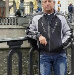 Парни в Пугачеве: Михалыч, 62 - ищет девушку из Пугачева