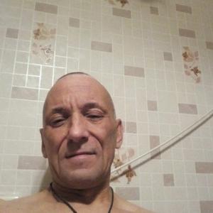 Олег, 48 лет, Брянск