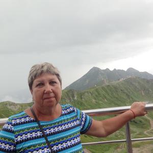 Галина, 71 год, Волгоград