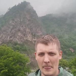 Парни в Северске: Дмитрий, 34 - ищет девушку из Северска
