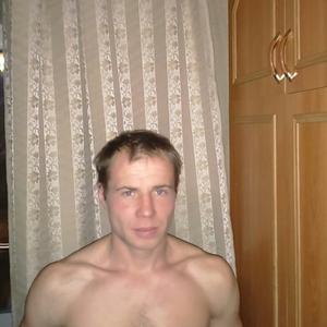 Юра, 33 года, Томск