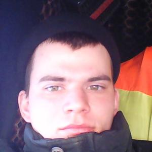 Парни в Набережные Челны: Дмитрий, 27 - ищет девушку из Набережные Челны