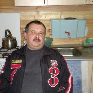 Николай, 62 года, Санкт-Петербург
