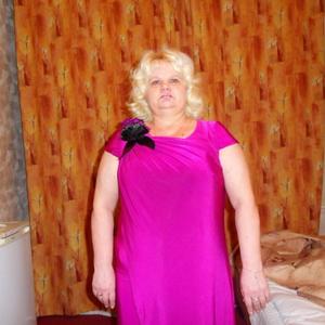 Девушки в Рубцовске: Вера Ольховская, 64 - ищет парня из Рубцовска