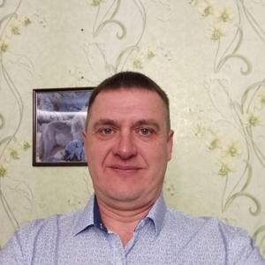 Андрей, 48 лет, Березники