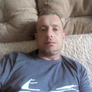 Парни в Омске: Вадим, 44 - ищет девушку из Омска
