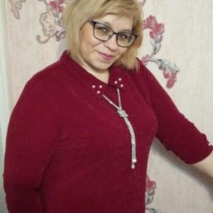 Девушки в Ижевске: Альбина, 44 - ищет парня из Ижевска