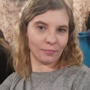 Девушки в Оренбурге: Ксения, 33 - ищет парня из Оренбурга