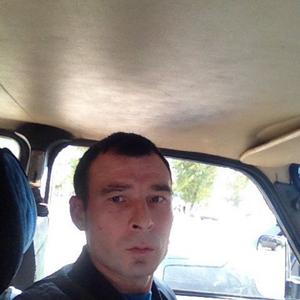 Парни в Кумертау: Вячеслав, 37 - ищет девушку из Кумертау