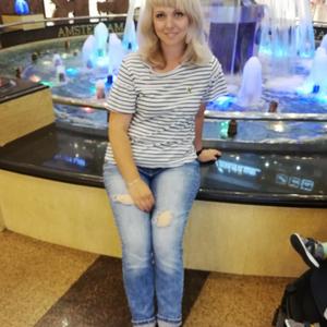 Девушки в Липецке: Марина, 44 - ищет парня из Липецка