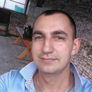 Парни в Арсеньеве: Александр, 36 - ищет девушку из Арсеньева