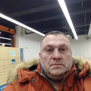 Олег, 56 лет, Реутов