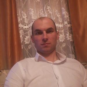 Парни в Ладушкине: Анатолий, 38 - ищет девушку из Ладушкина