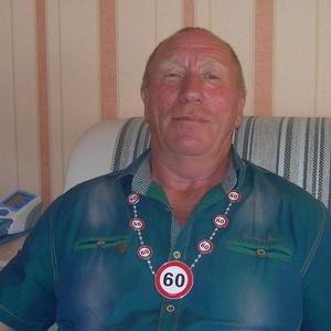 Александр, 68 лет, Шарыпово