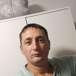 Парни в Магнитогорске: Владимир, 37 - ищет девушку из Магнитогорска