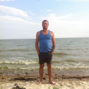Парни в Таганроге: Игорь, 44 - ищет девушку из Таганрога