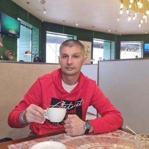 Парни в Губкинский: Виталий, 36 - ищет девушку из Губкинский