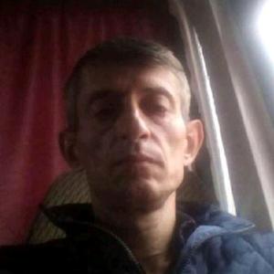 Парни в Крымске: Эльбрус Дзоциев, 50 - ищет девушку из Крымска