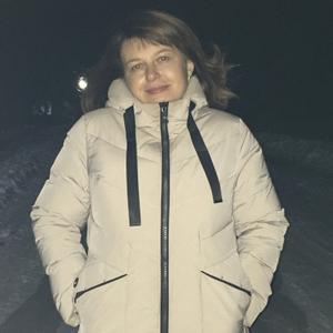 Девушки в Оренбурге: Алена, 40 - ищет парня из Оренбурга