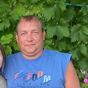 Парни в Усть-Куте: Павел, 44 - ищет девушку из Усть-Кута