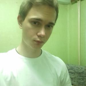 Дмитрий, 23 года, Кизляр