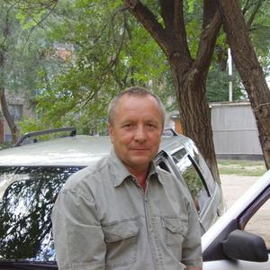 Василий Пилюгин, 75 лет, Орск