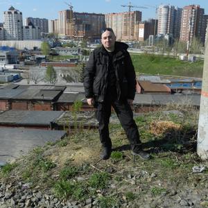 Парни в Новосибирске: Sten, 37 - ищет девушку из Новосибирска