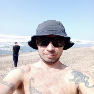 Парни в Ульяновске: Гарик, 41 - ищет девушку из Ульяновска