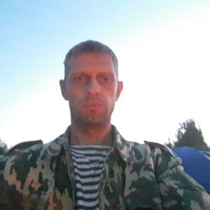 Парни в Новокузнецке: Дмитрий, 46 - ищет девушку из Новокузнецка