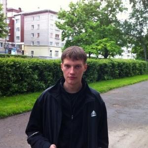 Парни в Пскове: Антон, 36 - ищет девушку из Пскова