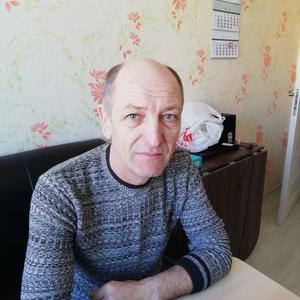Виталий, 59 лет, Новый Уренгой