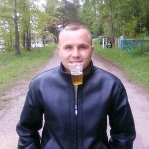 Парни в Котельниче: Михаил, 40 - ищет девушку из Котельнича