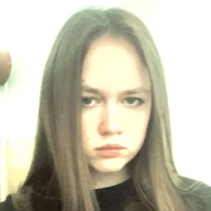 Девушки в Владивостоке: Даша, 18 - ищет парня из Владивостока
