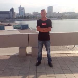 Парни в Нижнекамске: Юрий, 44 - ищет девушку из Нижнекамска